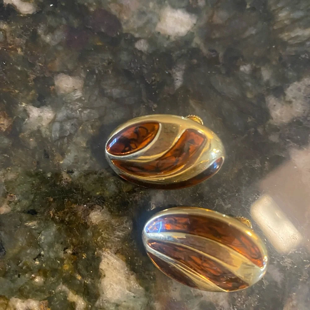 Vintage Napier Elegant Gold and Brown Clip On Earrings - Picture 2 of 3